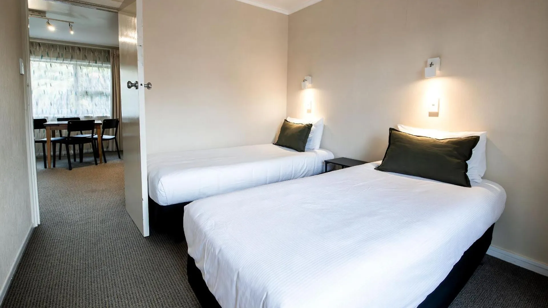 ****  Ripple Rotorua Motel New Zealand